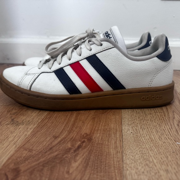 Adidas White Sneakers‎ with Red and Navy Stripes - Picture 3 of 6